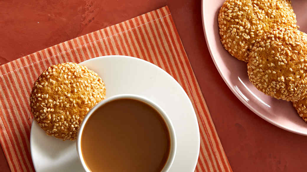 خواص دانه کنجد با 15 خاصیت عالی برای سلامتی کل بدن و حتی تیروئید خواص دانه کنجد