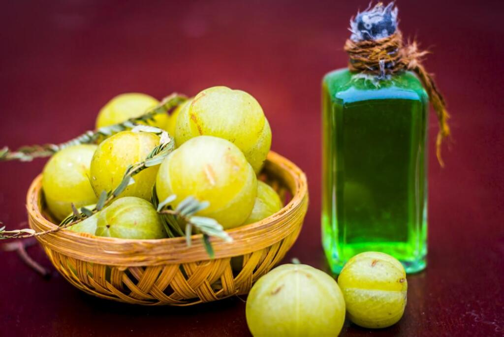 روغن املا (آمله) چه فوایدی برای پوست، مو و زیبایی دارد؟ روغن املا