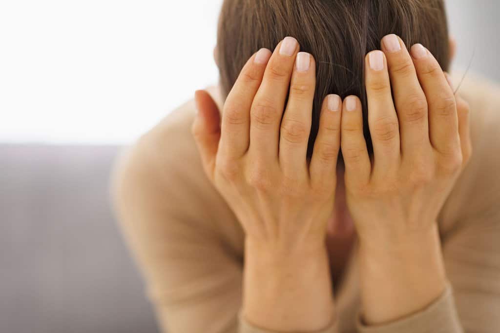 افسردگی و تمایل شدید به غذا گرسنگی دائم
